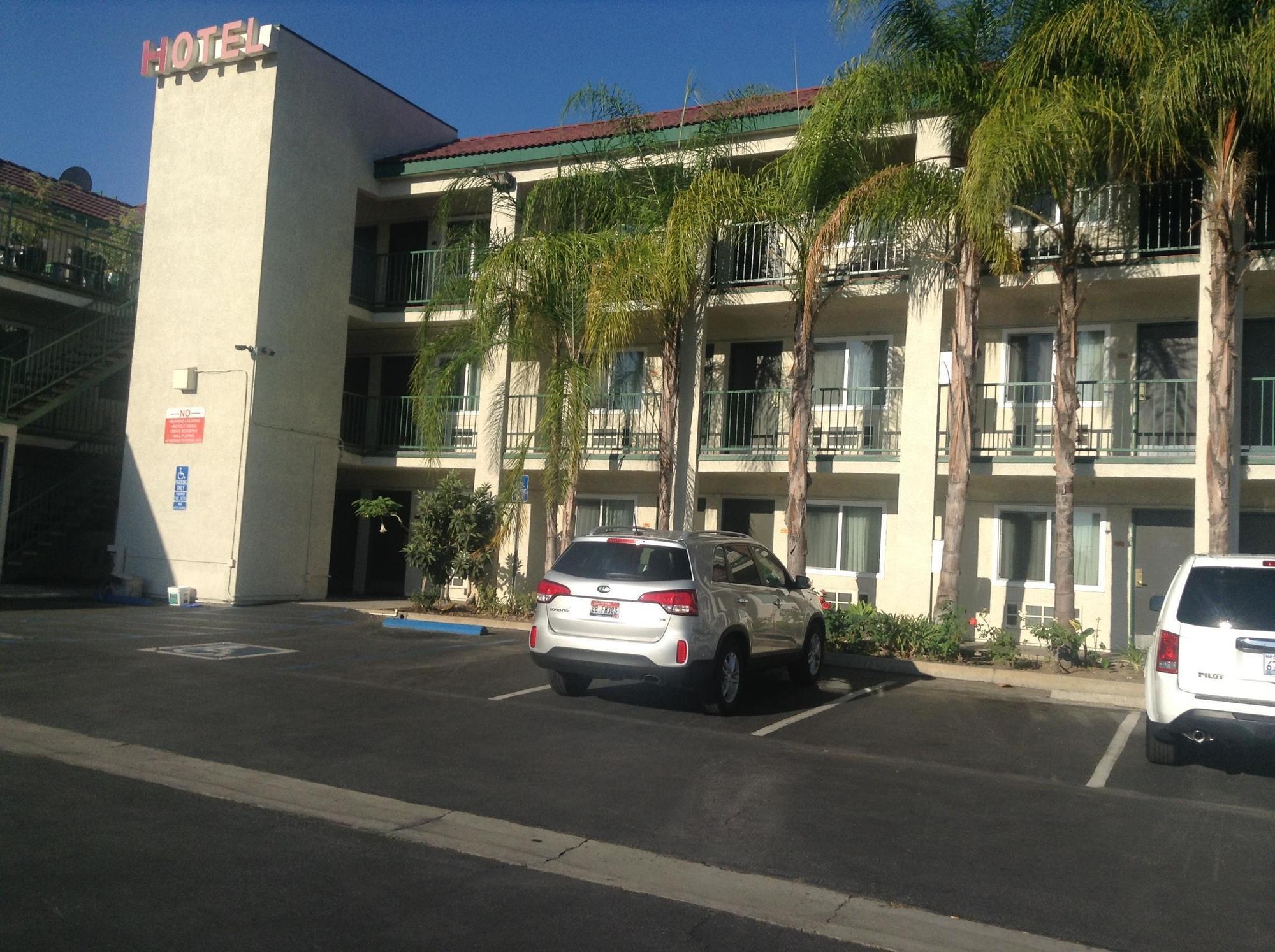 Motel Ambassador Alhambra